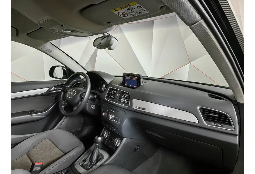 Audi Q3 2.0 TFSI quattro S tronic (170 л.с.) Черный в АВИЛОН. Слайд №12