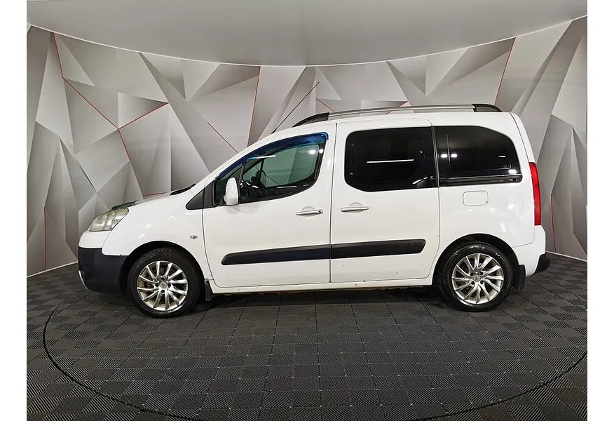 Peugeot Partner 1.6 HDi MT (90 л.с.) Белый в АВИЛОН. Слайд №5