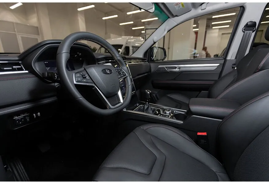 Sollers ST8 2.0D 6MT AWD (136 л.с.) Luxe Коричневый в АВИЛОН. Слайд №9