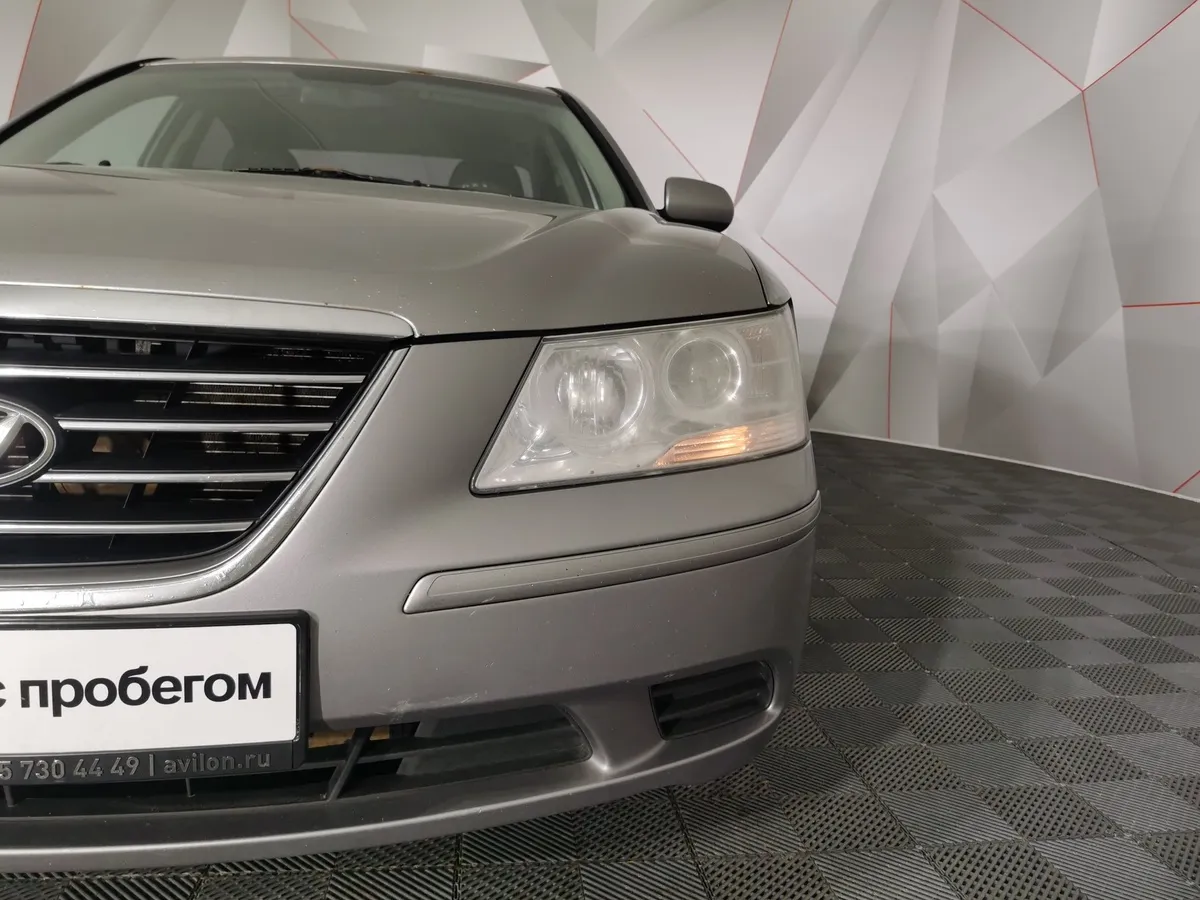 Hyundai Sonata 2.0 AT (144 л.с.) Серый в АВИЛОН. Слайд №10