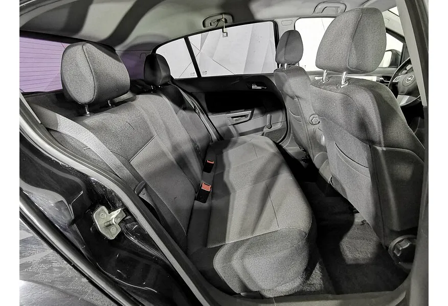 Opel Astra 1.8 AT (140 л.с.) Черный в АВИЛОН. Слайд №17