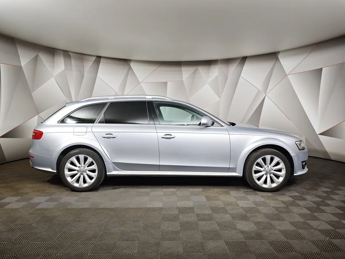 Audi A4 2.0 TFSI S tronic quattro (225 л.с.) Серебристый в АВИЛОН. Слайд №6