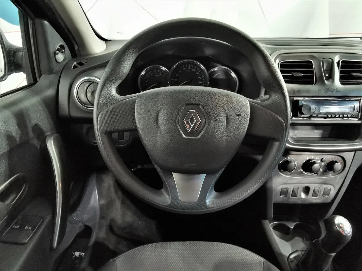 Renault Logan 1.6 MT (82 л.с.) Черный в АВИЛОН. Слайд №19