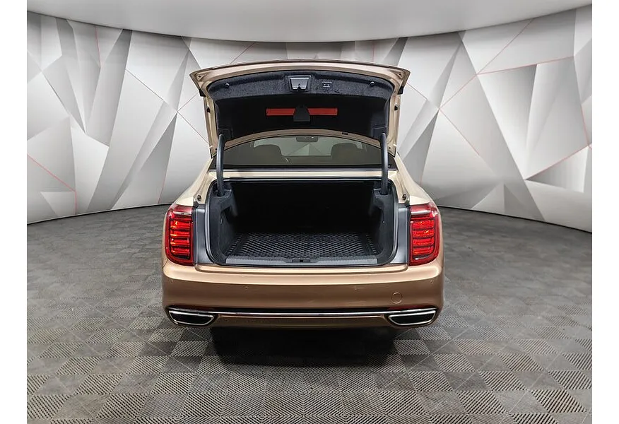 Hongqi H9 2.0T AT (245 л.с.) Deluxe   Коричневый в АВИЛОН. Слайд №11