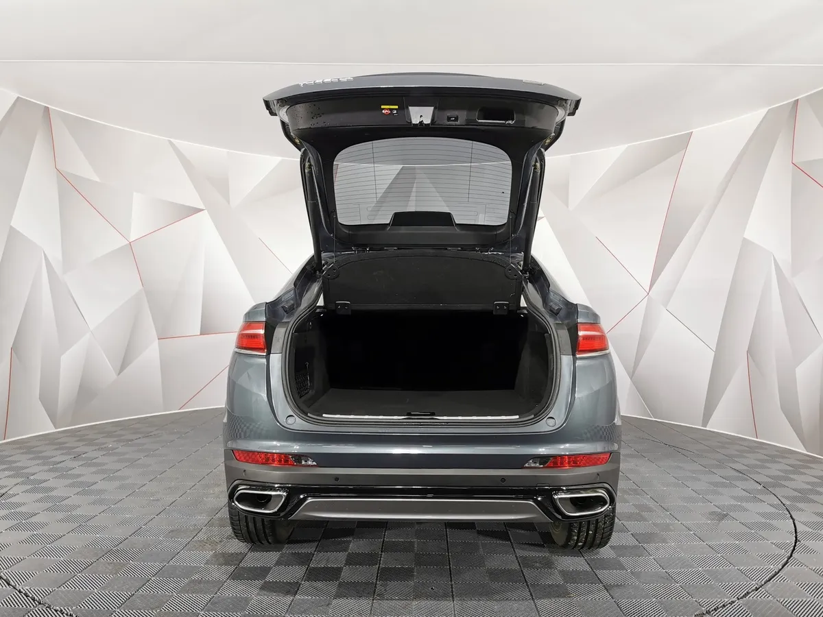 Geely Tugella 2.0 AT AWD (238 л.с.) Flagship Серый в АВИЛОН. Слайд №11