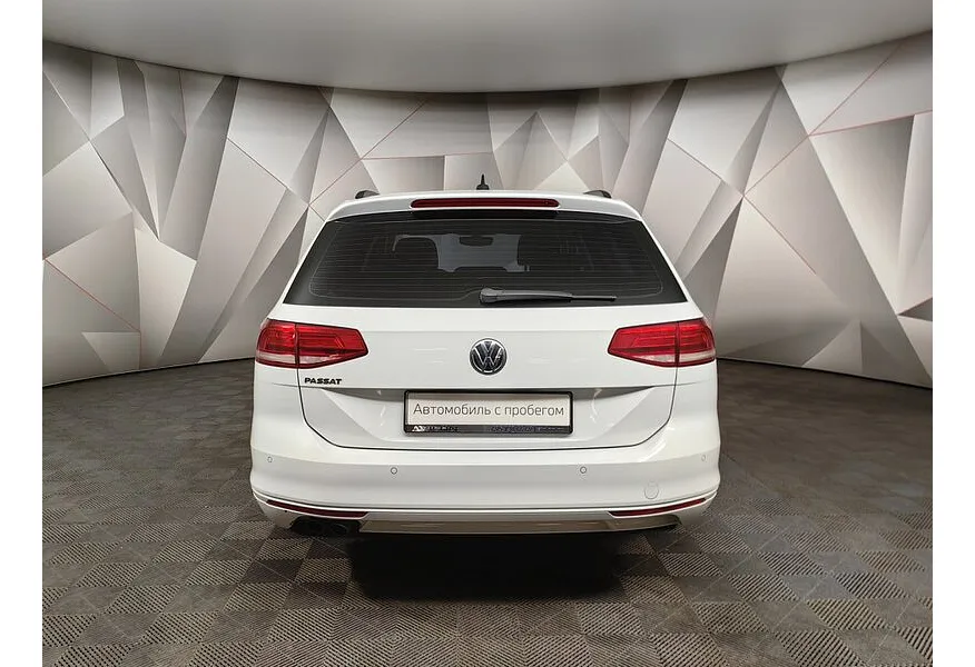 Volkswagen Passat 1.8 TSI DSG (180 л.с.) Comfortline Белый в АВИЛОН. Слайд №8