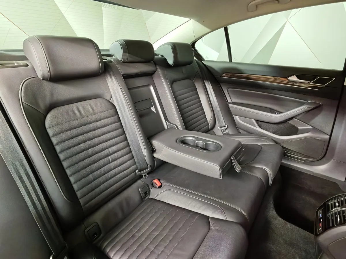 Volkswagen Passat 1.4 TSI BlueMotion DSG (150 л.с.) Trendline Серый в АВИЛОН. Слайд №16