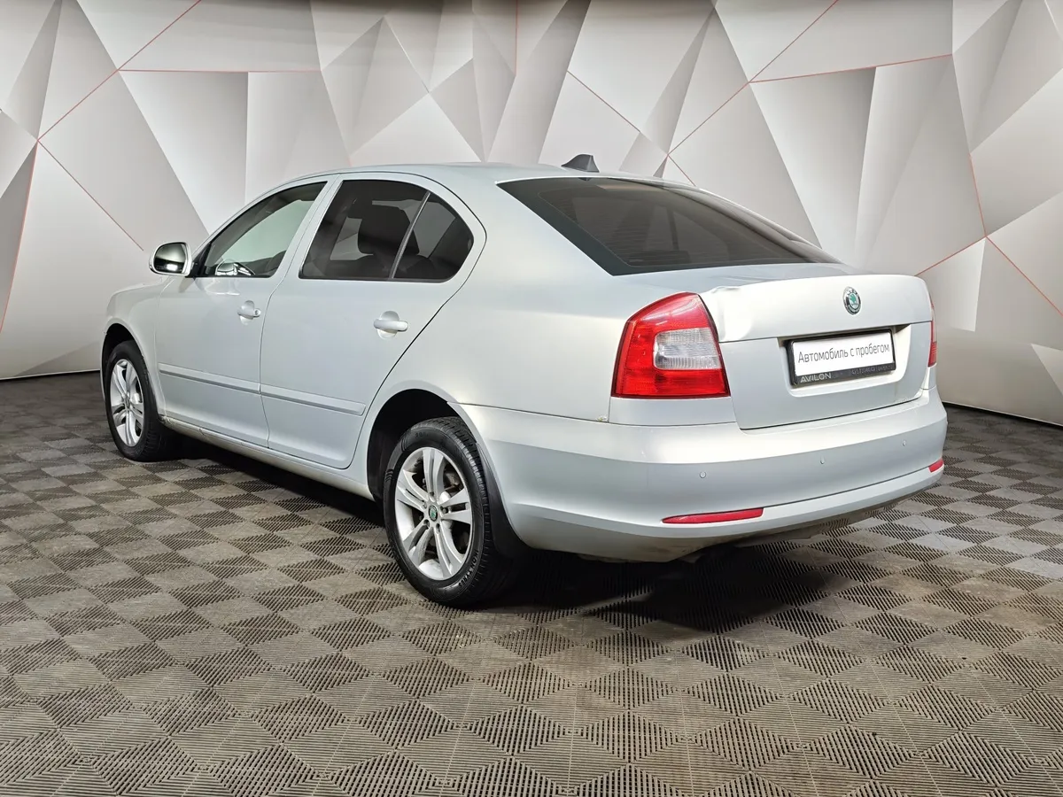 Skoda Octavia 1.8 TSI AT (152 л.с.) Active (CKD) Серебристый в АВИЛОН. Слайд №4
