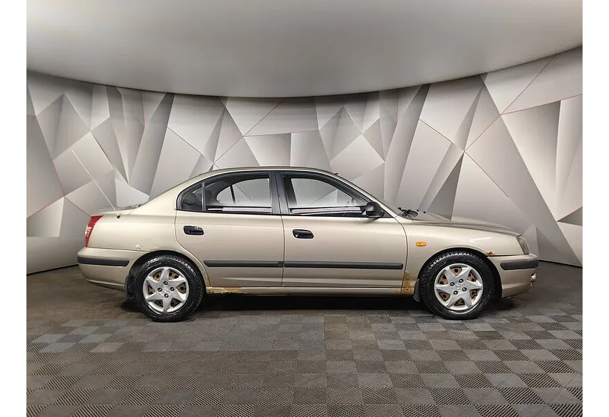 Hyundai Elantra 1.6 MT (105 л.с.) Бежевый в АВИЛОН. Слайд №6