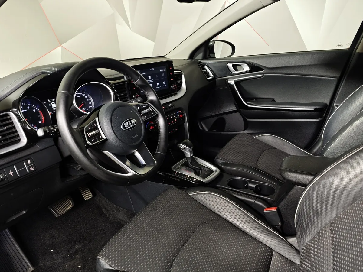Kia XCeed 1.4 T-GDI (140 л.c.) Prestige Черный в АВИЛОН. Слайд №19