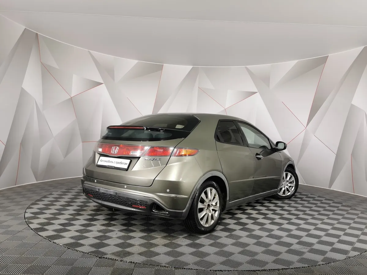 Honda Civic 1.8 I-SHIFT (140 л.с.) Серый в АВИЛОН. Слайд №2