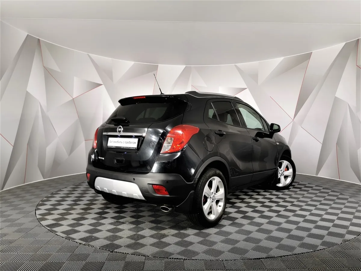 Opel Mokka 1.8 MT (140 л.с.) Черный в АВИЛОН. Слайд №2