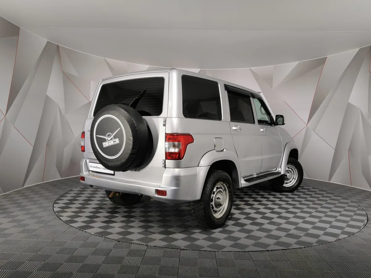 УАЗ Patriot 2.7 MT 4WD (150 л.с.) Максимум Серый в АВИЛОН. Слайд №2