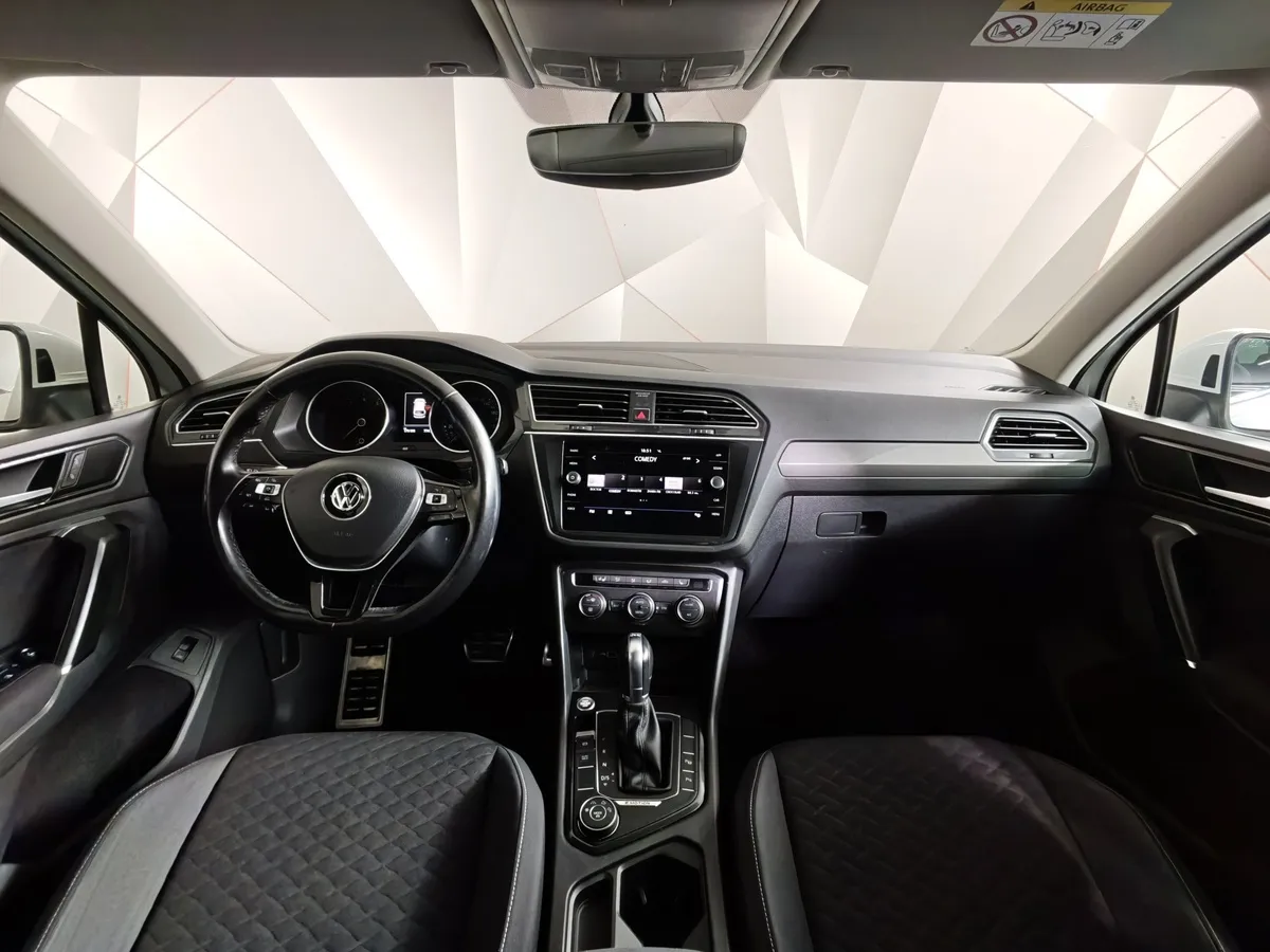 Volkswagen Tiguan 2.0 TSI 4Motion DSG (180 л.с.) OFFROAD Белый в АВИЛОН. Слайд №14