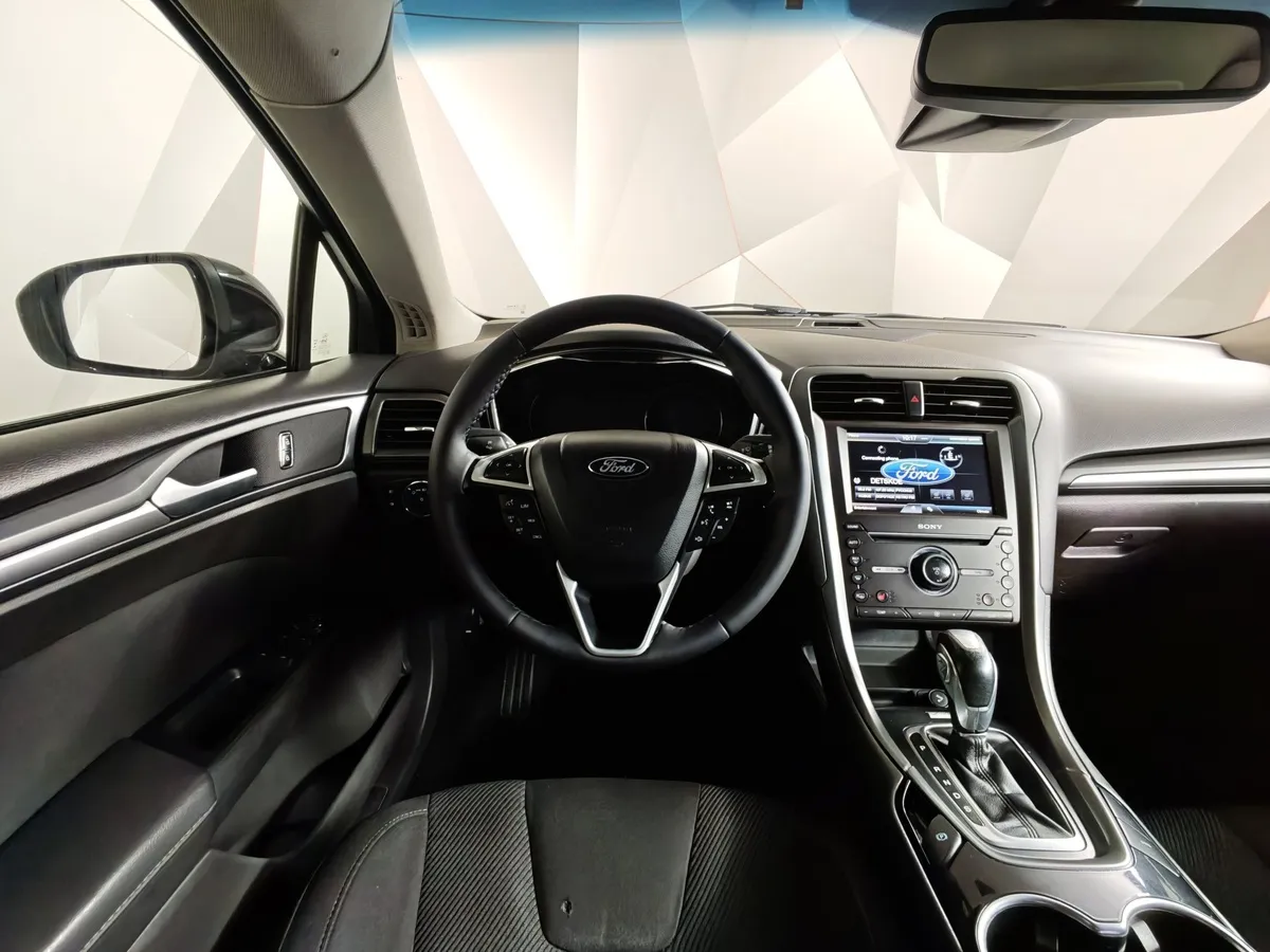 Ford Mondeo 2.5 AT (149 л.с.) Titanium Черный в АВИЛОН. Слайд №20