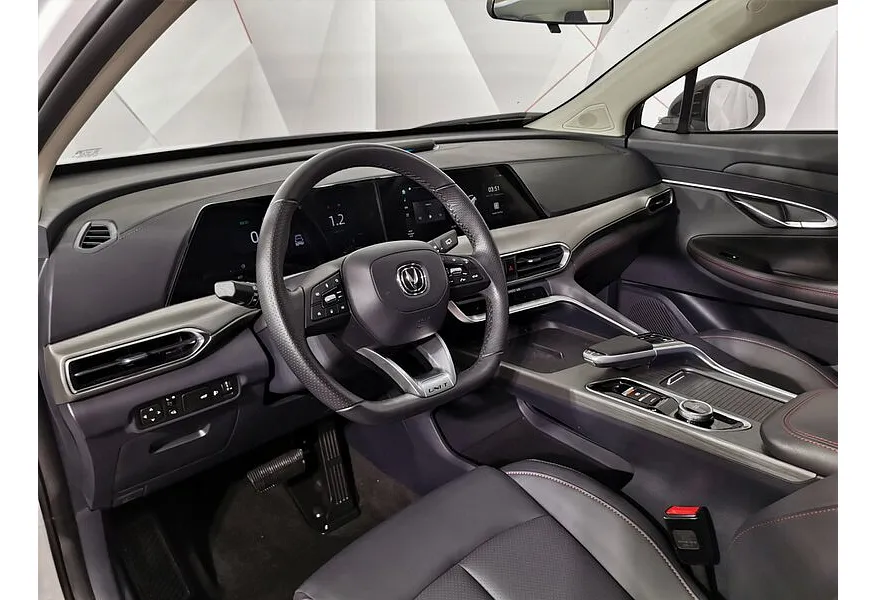 Changan UNI-T 1.5T 7DCT (181 л.с.) Tech Белый в АВИЛОН. Слайд №19