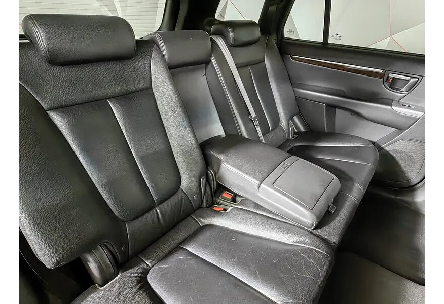 Hyundai Santa Fe 2.2 CRDi AT 4WD (197 л.с.) Черный в АВИЛОН. Слайд №16