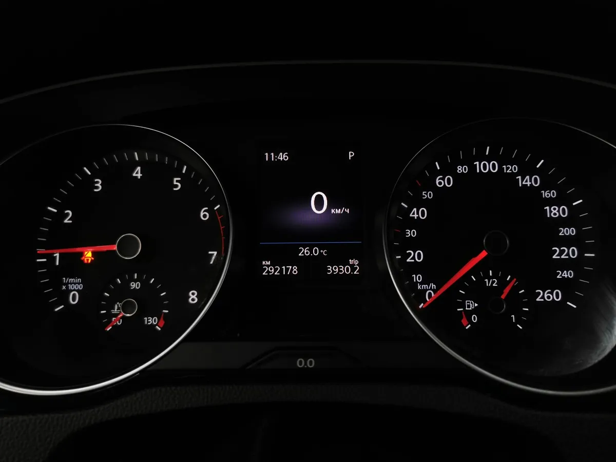 Volkswagen Passat 1.8 TSI BlueMotion DSG (180 л.с.) Comfortline Черный в АВИЛОН. Слайд №17