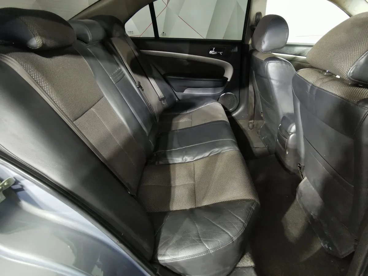 Chevrolet Epica 2.0 AT (143 л.с.) Серый в АВИЛОН. Слайд №13