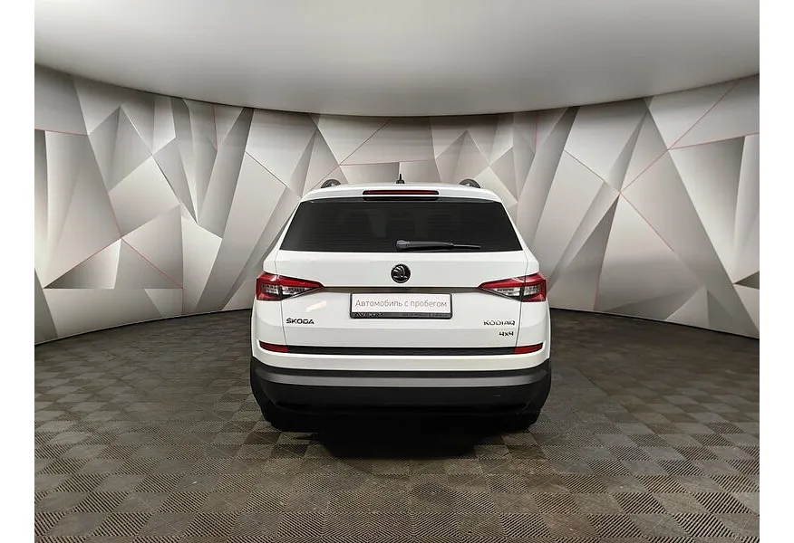 АВИЛОН - Skoda Kodiaq 1.4 TSI DSG 4X4 (150 л.с.) Белый - slide 5