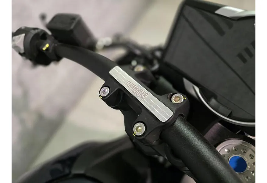 LIVE. Слайд №11