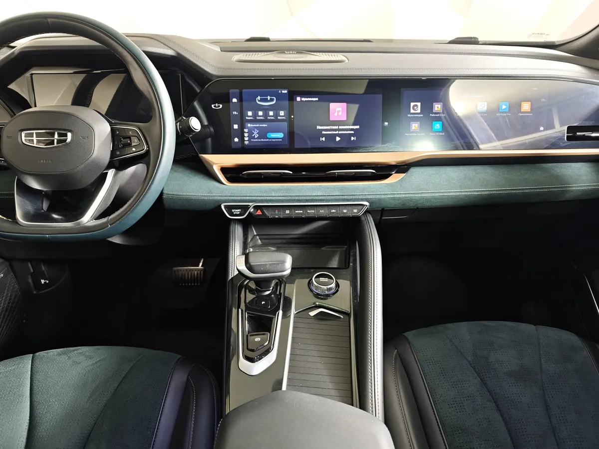 Geely Monjaro 2.0T 8AT 4WD (238 л.с.) Exclusive Синий в АВИЛОН. Слайд №15