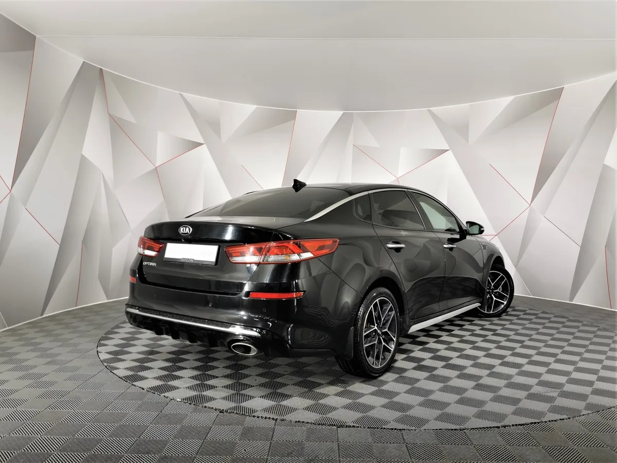 Kia Optima 2.0 AT (150 л.с.) Черный в АВИЛОН. Слайд №2