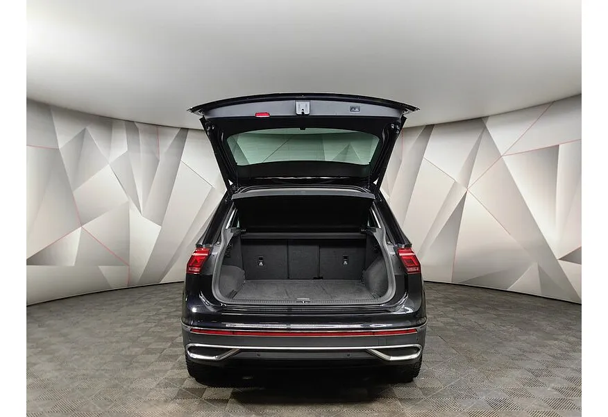 Volkswagen Tiguan 1.4 TSI 4Motion AT (150 л.с.) Exclusive Черный в АВИЛОН. Слайд №12