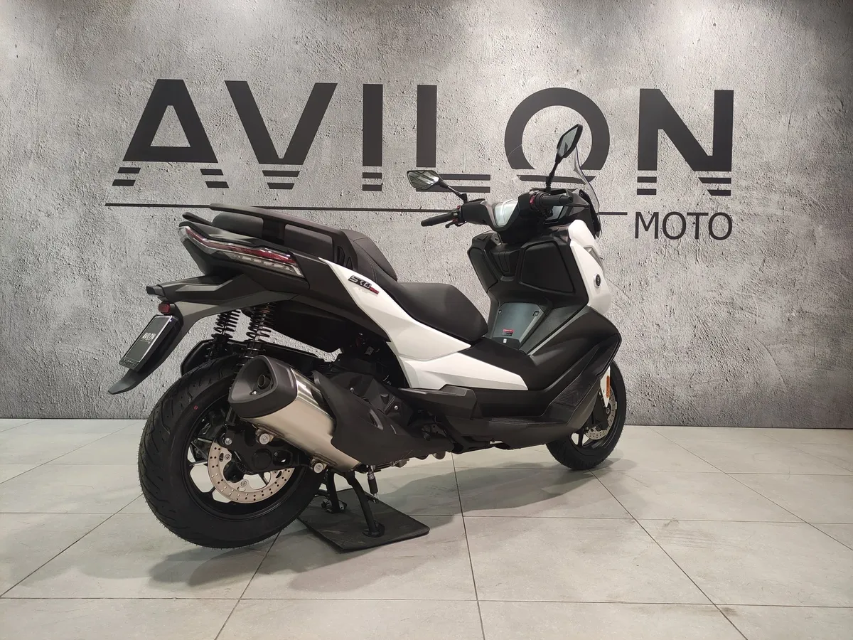 VOGE SR4 Max 350 см³ (28 л.с.) (28) 350 Белый в АВИЛОН. Слайд №6