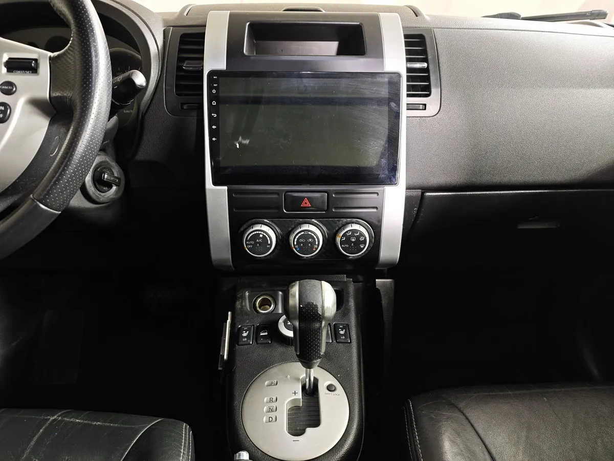 Nissan X-Trail 2.5 CVT AWD (171 л.с.) LE Top Черный в АВИЛОН. Слайд №13
