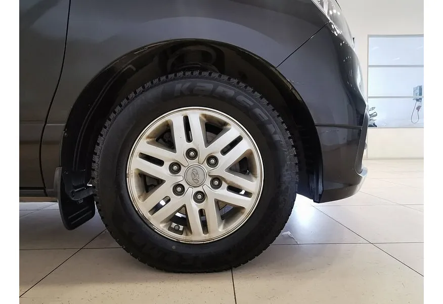 Hyundai H-1 2.4 AT (173 л.с.) Comfort Черный в АВИЛОН. Слайд №9