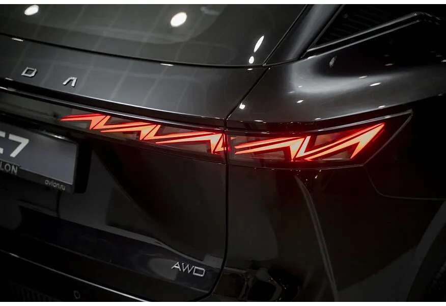 OMODA C7 1.6 DCT 4WD (150 л.с.) Стиль Черный в АВИЛОН. Слайд №21