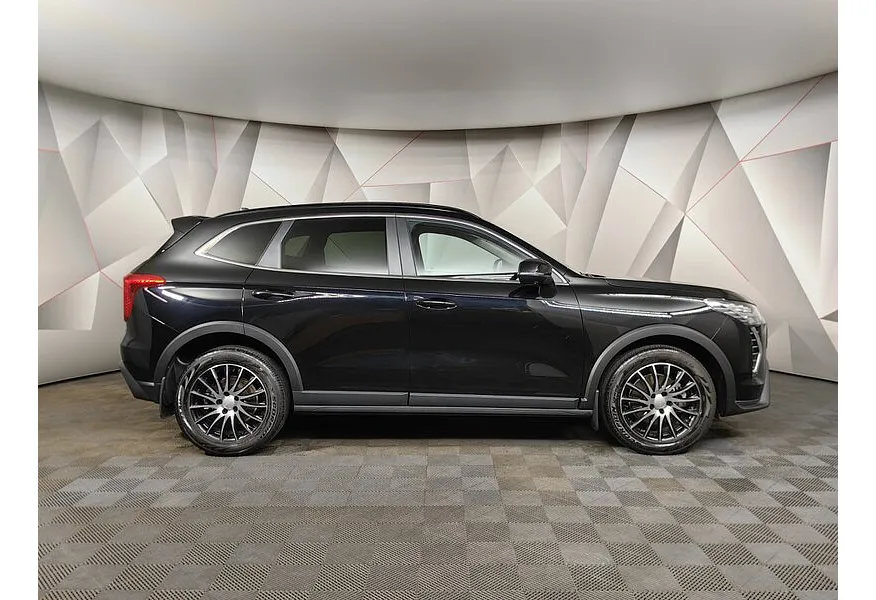АВИЛОН - Haval Jolion 1.5 DCT 4WD (150 л.с.) Premium Черный - slide 3