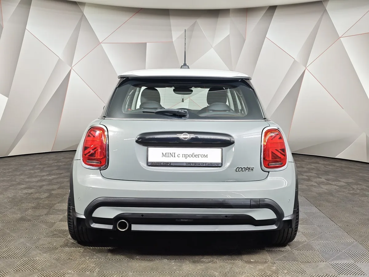 MINI 3 двери Cooper 1.5 AT (136 л.с.) Essential Серый в АВИЛОН. Слайд №4