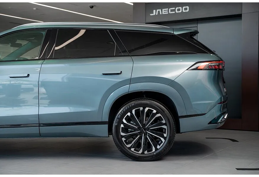 JAECOO J8 2.0 DCT 4WD (249 л.с.) Престиж Серый в АВИЛОН. Слайд №19
