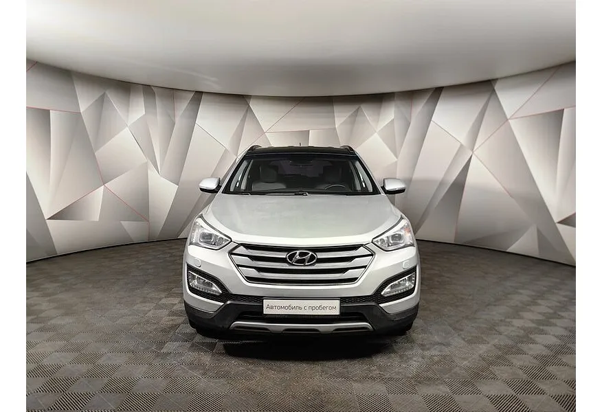 Hyundai Santa Fe 2.4 AT 4WD (175 л.с.) Dynamic Серебристый в АВИЛОН. Слайд №7