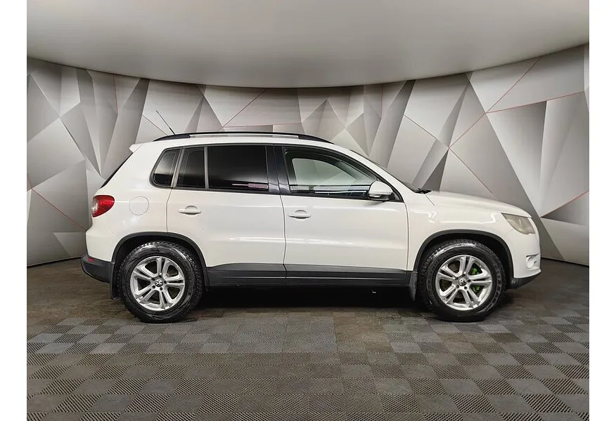 Volkswagen Tiguan 1.4 TSI MT (150 л.с.) Trend & Fun Белый в АВИЛОН. Слайд №5