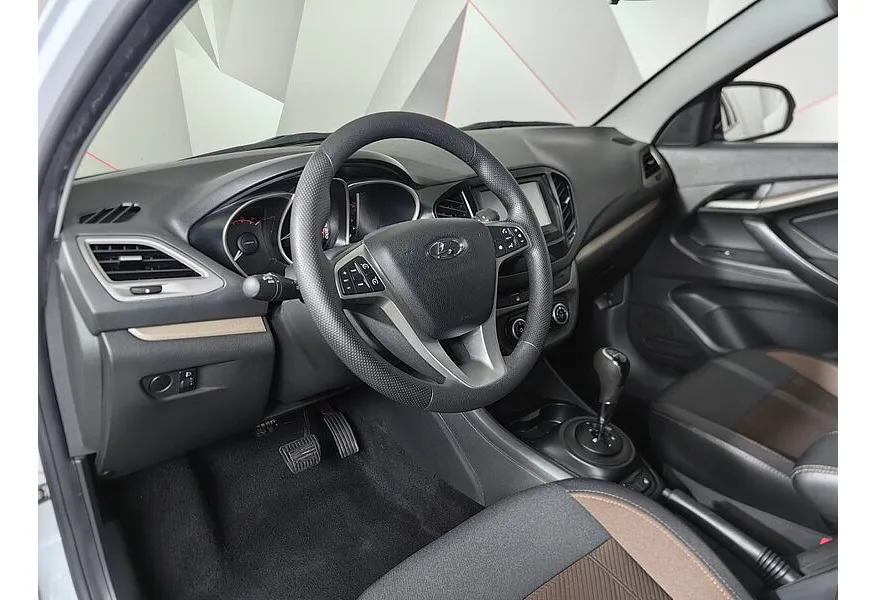 ВАЗ (Lada) Vesta 1.6 AMT (106 л.с.) Белый в АВИЛОН. Слайд №11