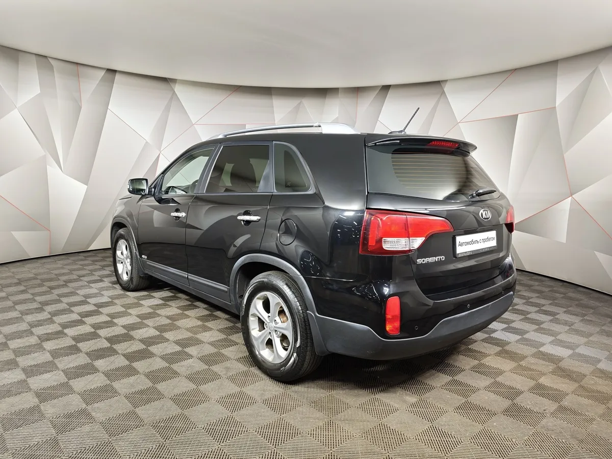Kia Sorento 2.4 AT 4WD (175 л.с.) Черный в АВИЛОН. Слайд №4