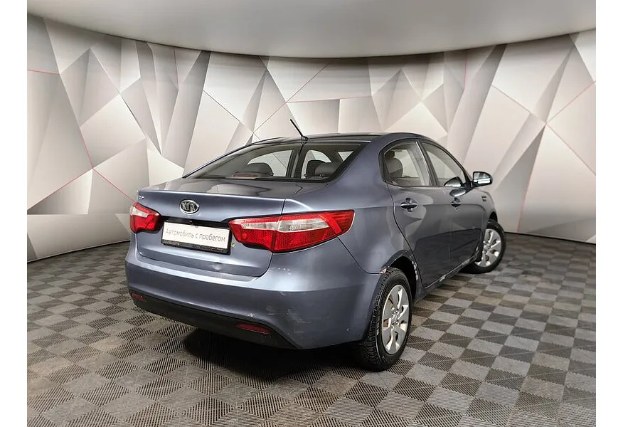 Kia Rio 1.4 AT (107 л.с.) Голубой в АВИЛОН. Слайд №2 Kia Rio 1.4 AT (107 л.с.) Голубой в АВИЛОН. Слайд №2