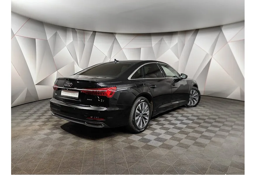 Audi A6 45 TFSI quattro S tronic (245 л.с.) Черный в АВИЛОН. Слайд №2