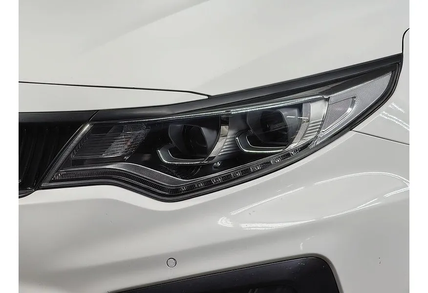 Kia Optima 2.4 GDI AT (188 л.с.) Luxe Белый в АВИЛОН. Слайд №10