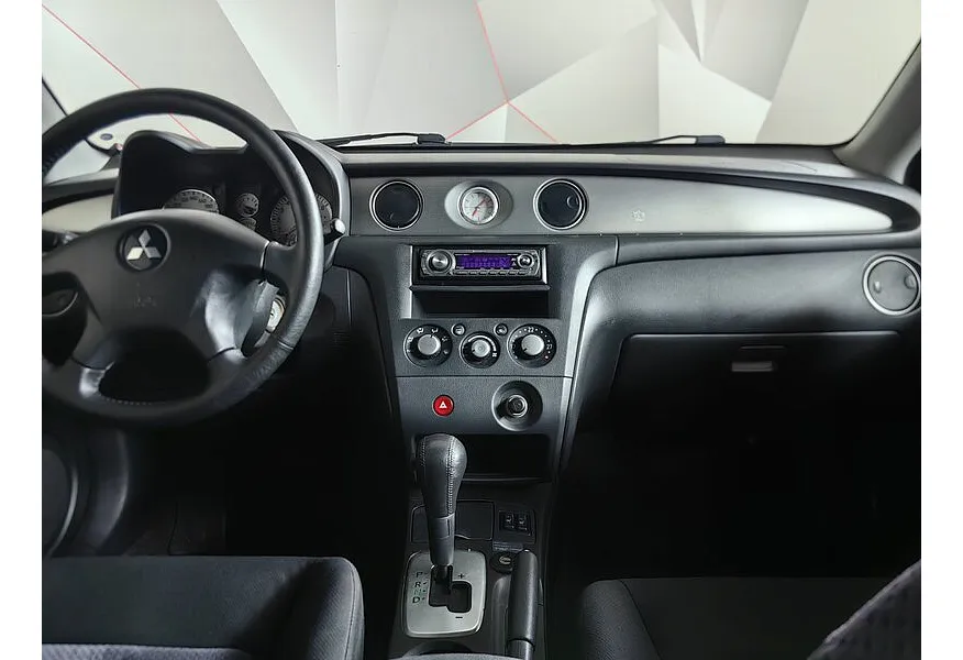 Mitsubishi Outlander 2.4 AT 4WD (160 л.с.) Черный в АВИЛОН. Слайд №13