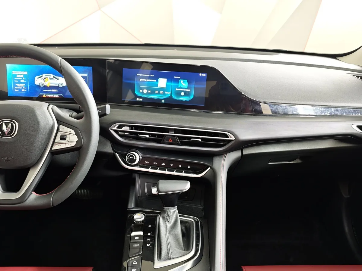 Changan Eado Plus 1.4 TGDI 7DSG 2WD (150 л.с.) Tech Белый в АВИЛОН. Слайд №15