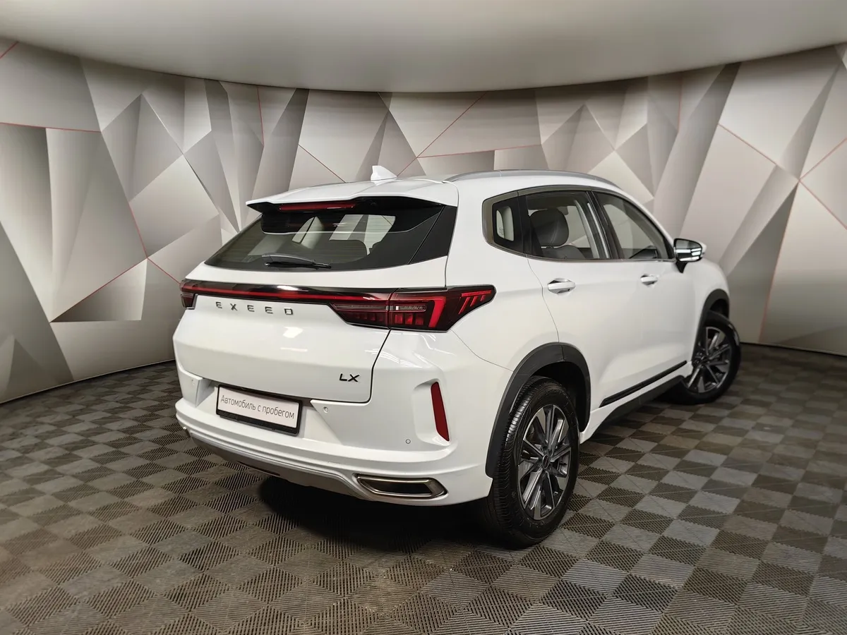 EXEED LX 1.5 CVT9 FWD (147 л.с) Luxury Белый в АВИЛОН. Слайд №2