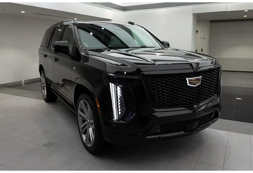 Cadillac Escalade 6.2 V8 AT AWD (420 л.с.) Sport Platinum Черный в АВИЛОН. Слайд №2