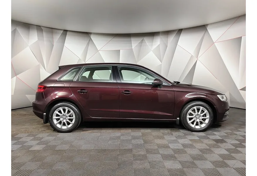 АВИЛОН - Audi A3 1.4 TFSI S-tronic (125 л.с.) Красный - slide 3
