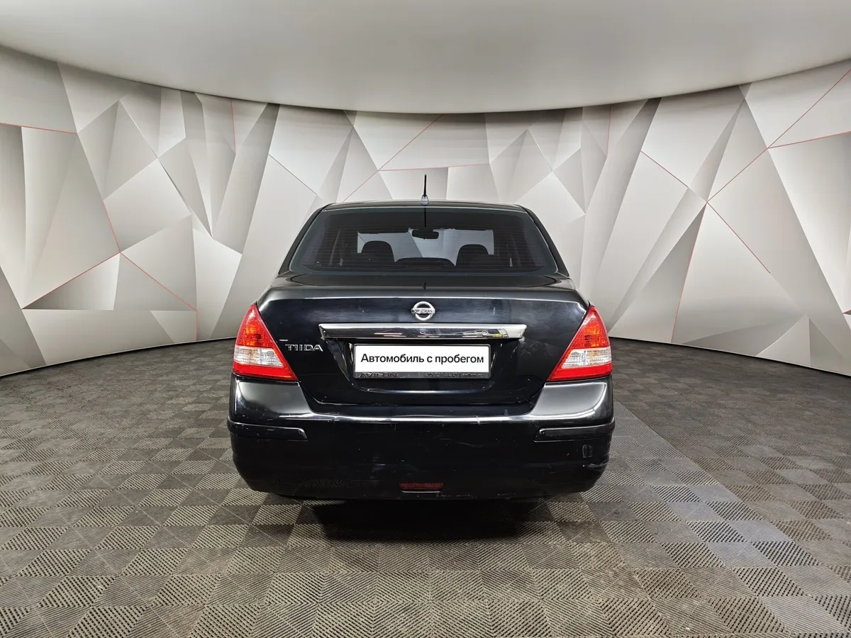 Nissan Tiida 1.6 MT (110 л.с.) Черный в АВИЛОН. Слайд №8