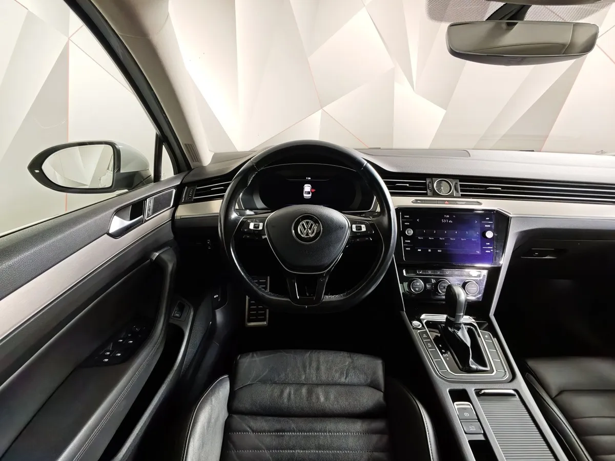 Volkswagen Passat 1.8 TSI BlueMotion DSG (180 л.с.) Highline Белый в АВИЛОН. Слайд №20
