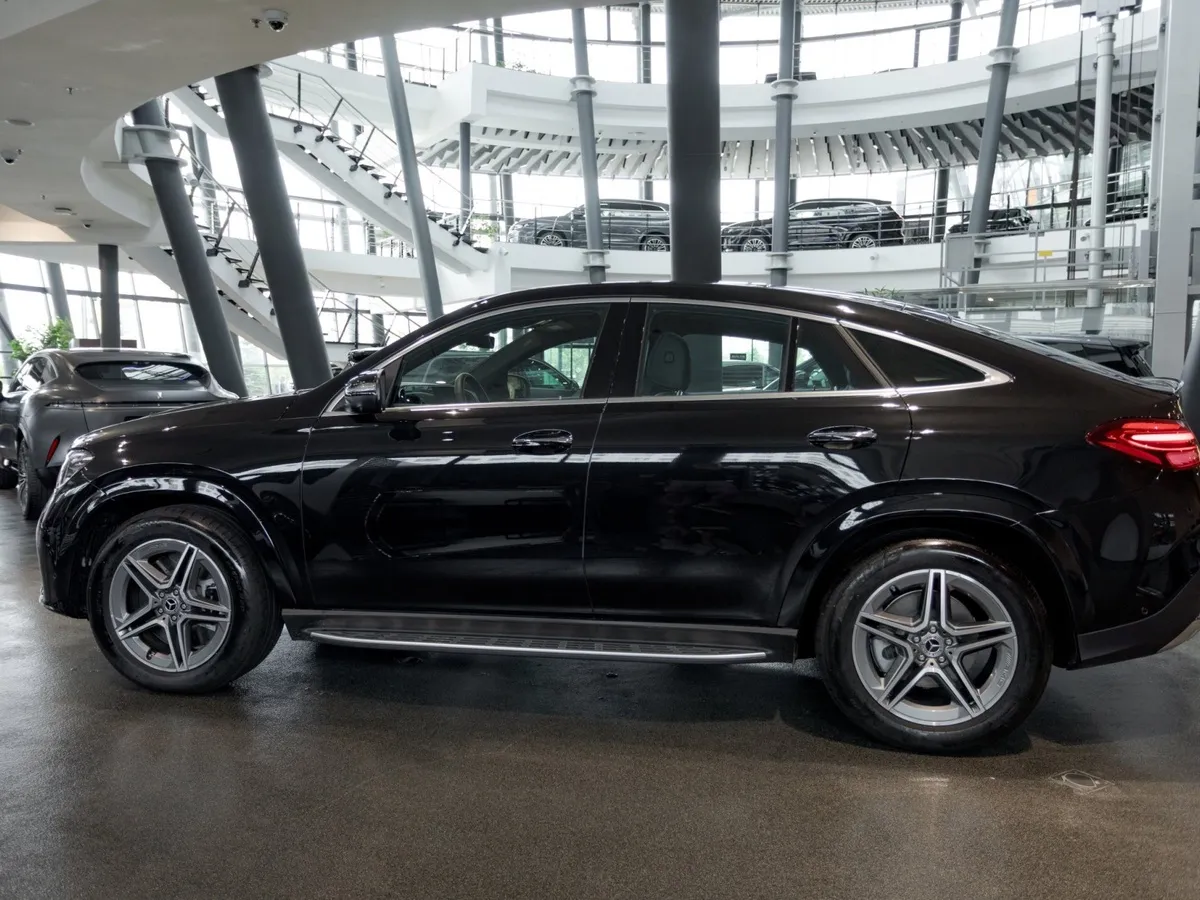Mercedes-Benz GLE Купе 450 d 4MATIC 9G-TRONIC (367 л.с.) Черный в АВИЛОН. Слайд №3